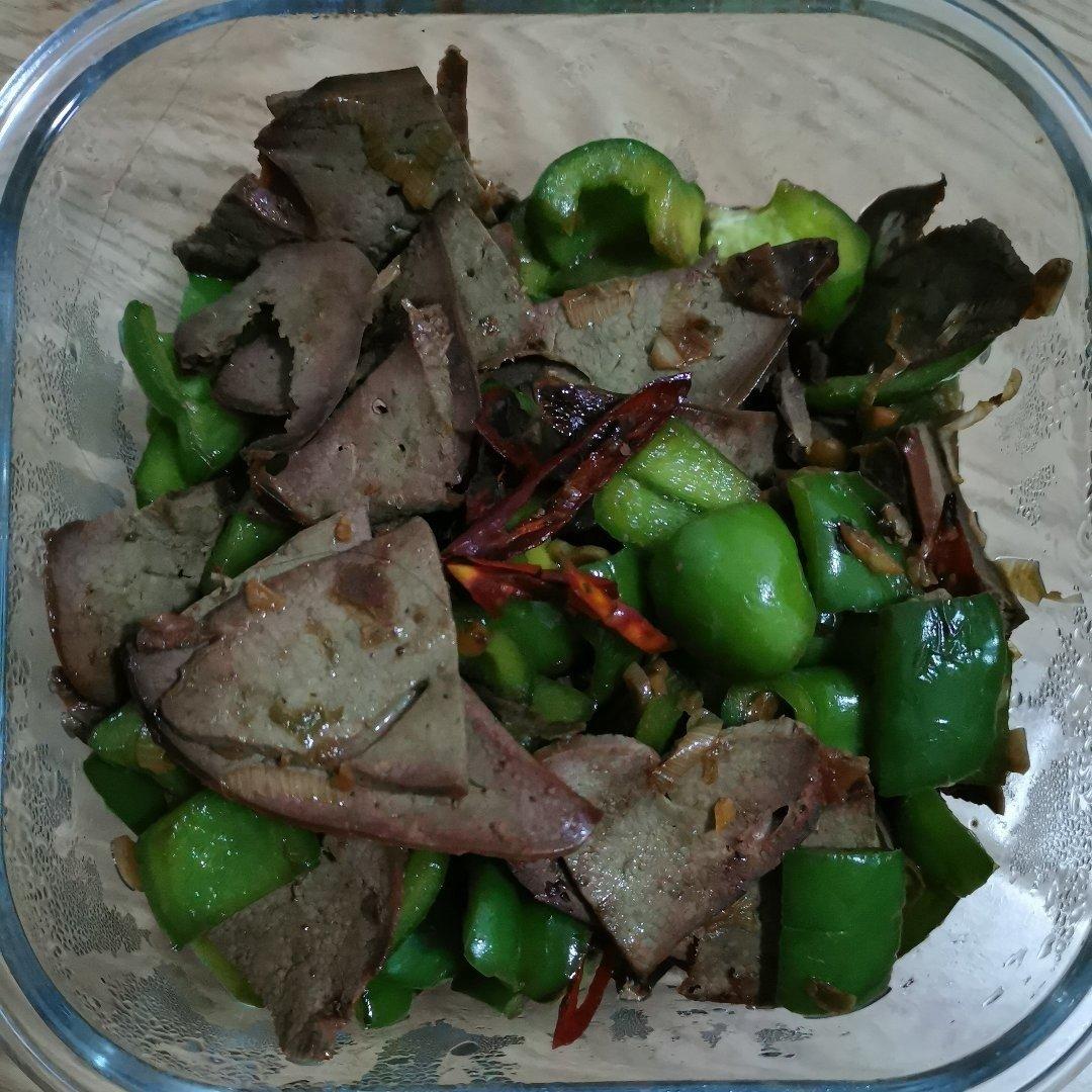 家常尖椒炒肝