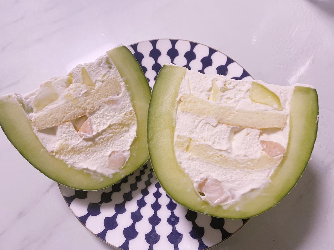 哈密瓜枚珑蜜瓜整瓜奶油蛋糕的做法