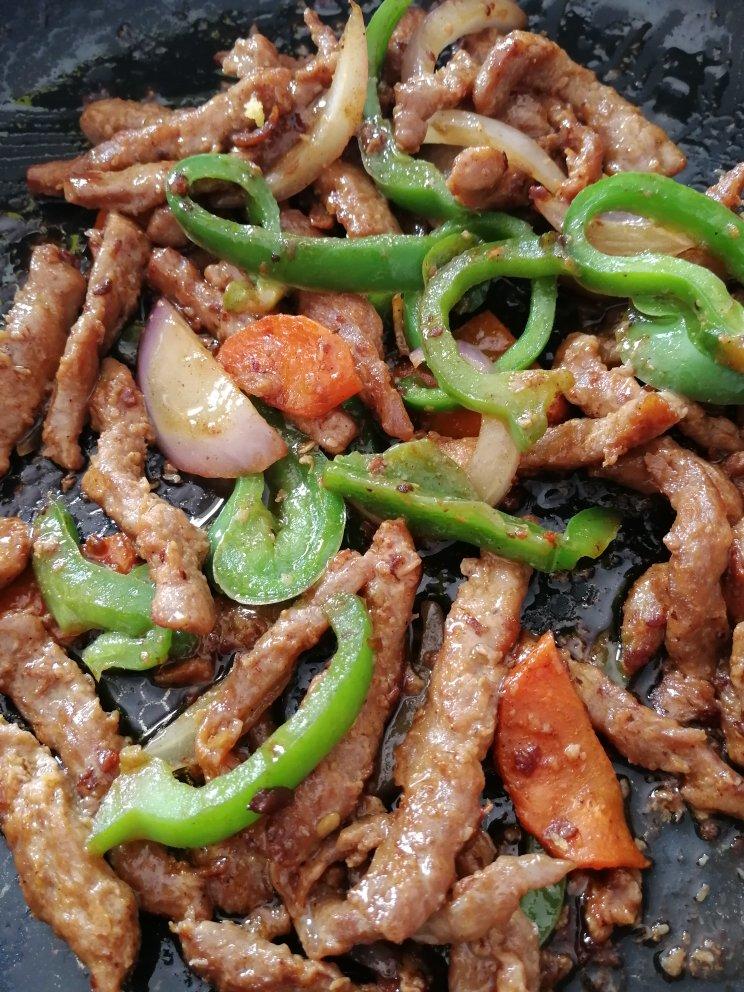 杭椒牛柳黑椒牛柳 终于找到炒出嫩牛肉的办法了 肉片肉丝都适用