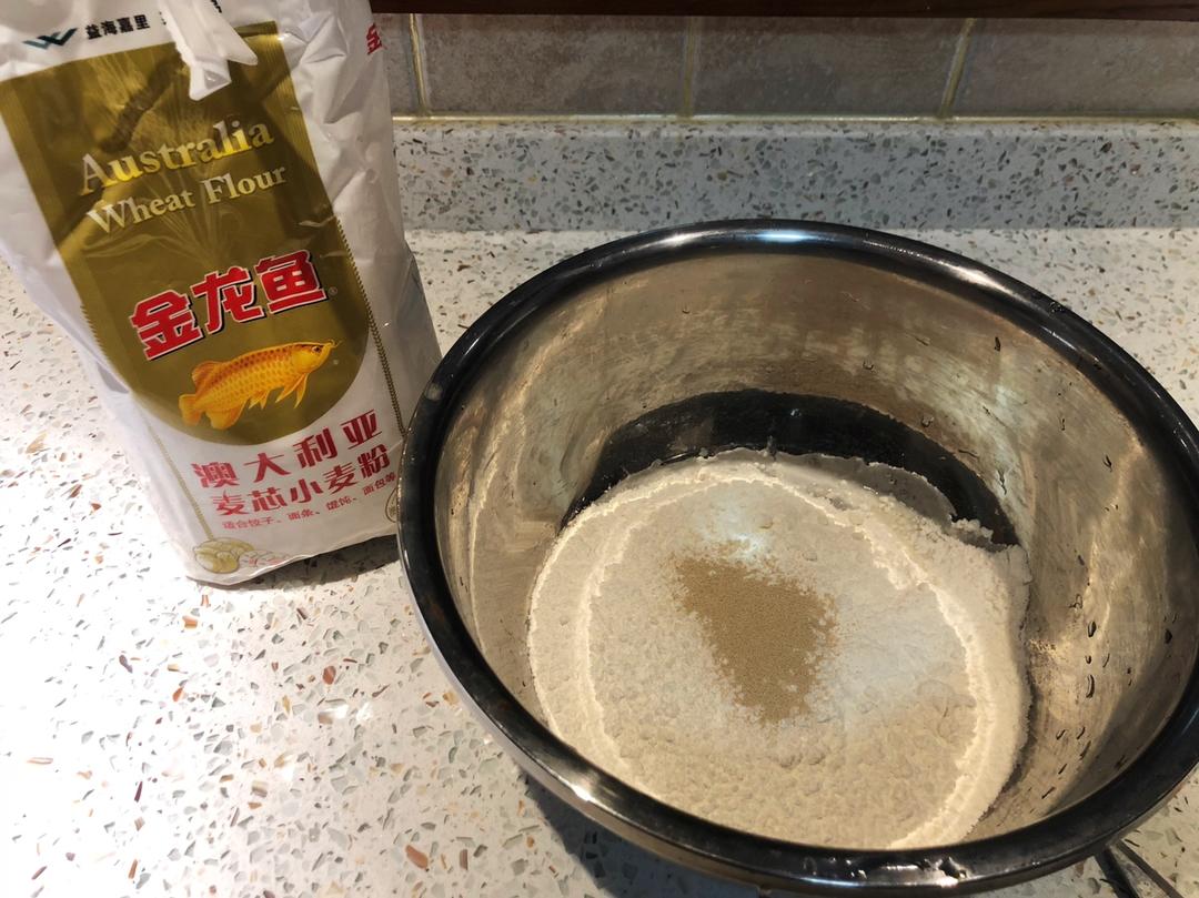 纯奶手撕吐司的做法 步骤1
