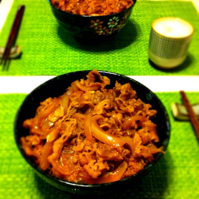 牛肉盖饭
