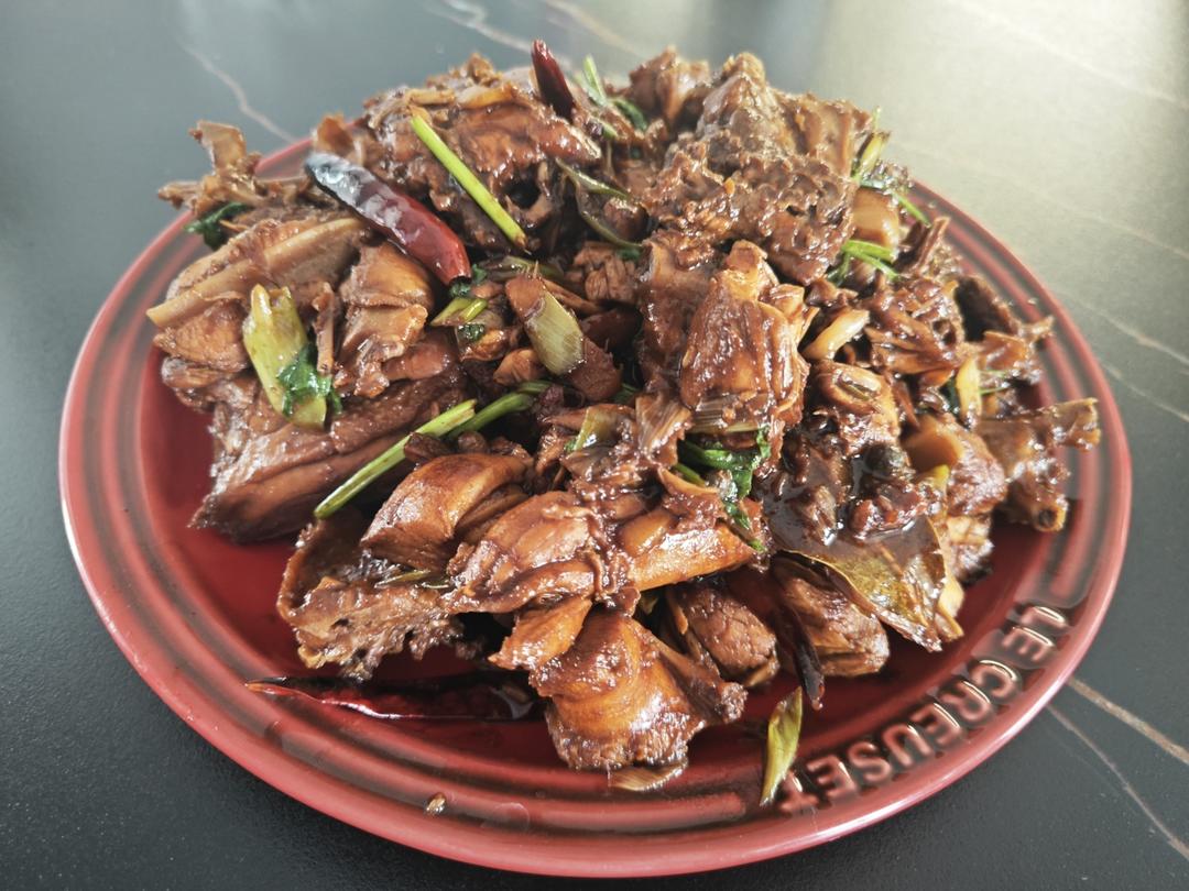 辣炒鸡背（鸡架）
