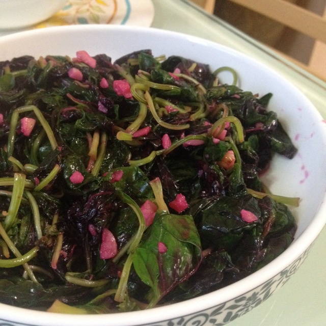 蒜茸炒红苋菜