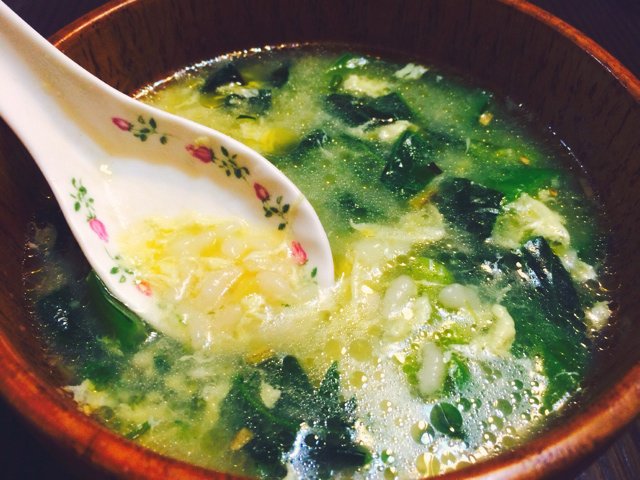 青菜鸡蛋面疙瘩汤