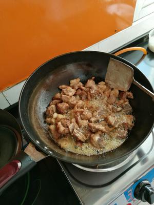 咸菜烧肉的做法 步骤3