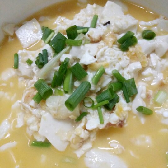 咸蛋烧豆腐～～孩子爱吃的下饭菜！