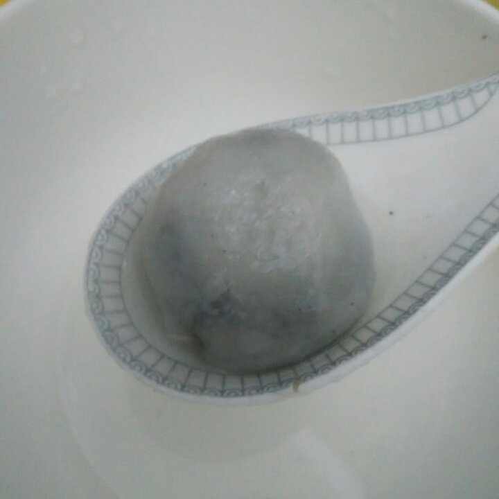 黑芝麻汤圆