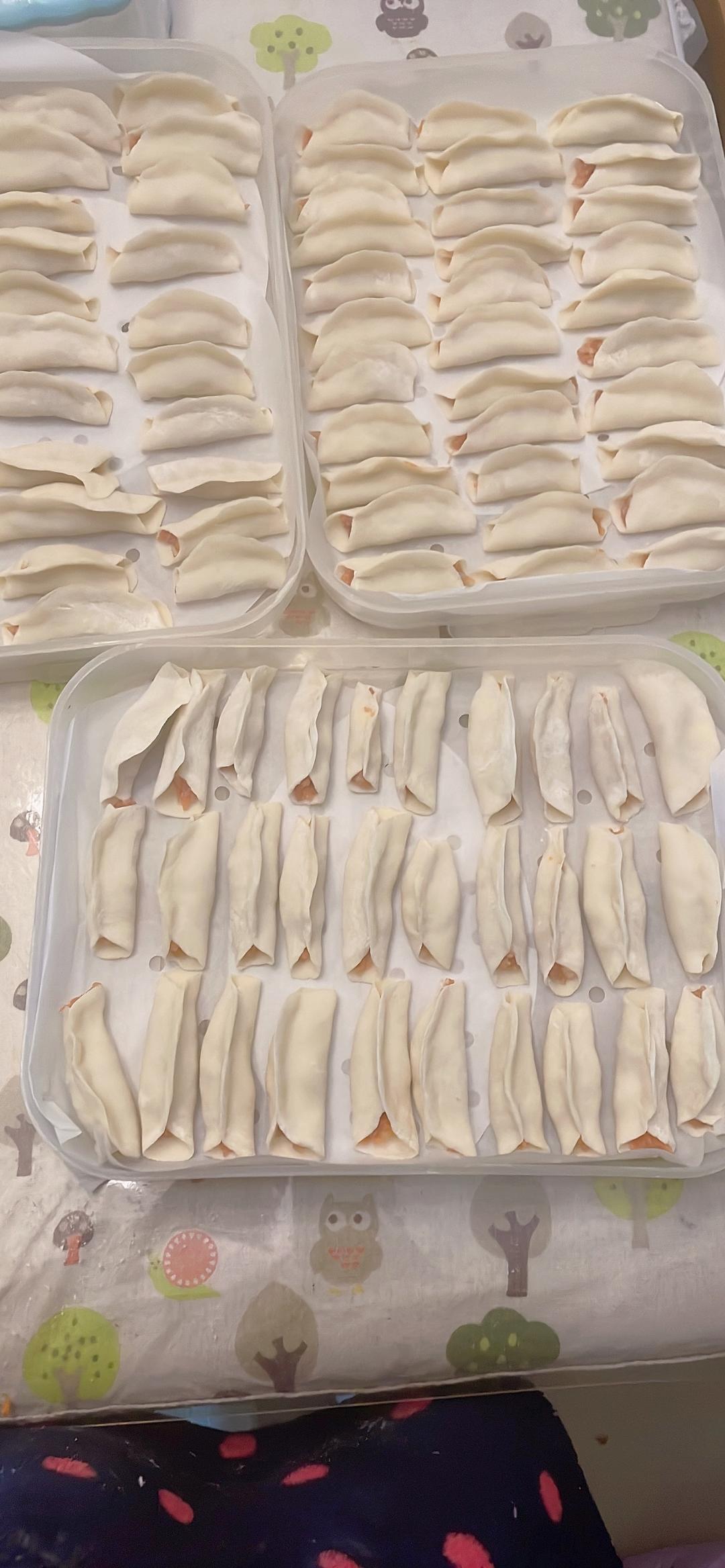 胡萝卜肉煎饺的做法 步骤6