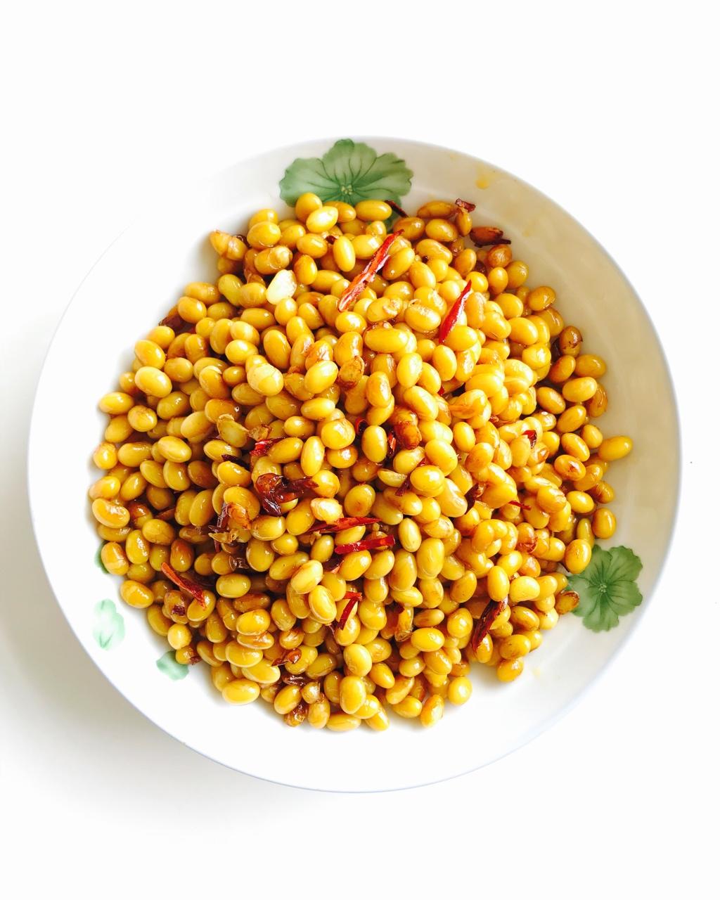 盘子缺了一个口做的炒黄豆