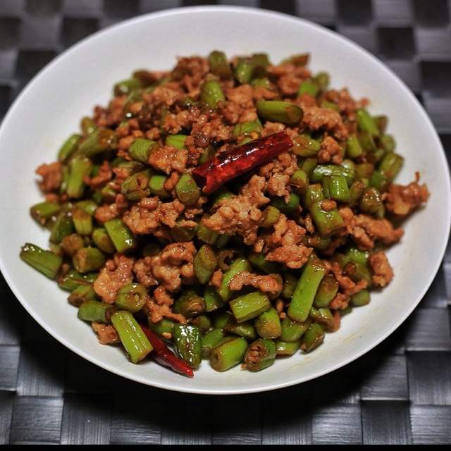 肉沫豆角下饭菜