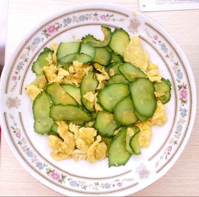 黄瓜炒鸡蛋