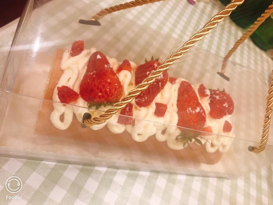 肥而不腻的超厚瑞士卷