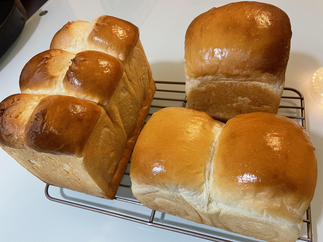 鲜奶液种超熟吐司