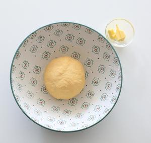 南瓜餐包（有实力的偶像派面包）的做法 步骤4