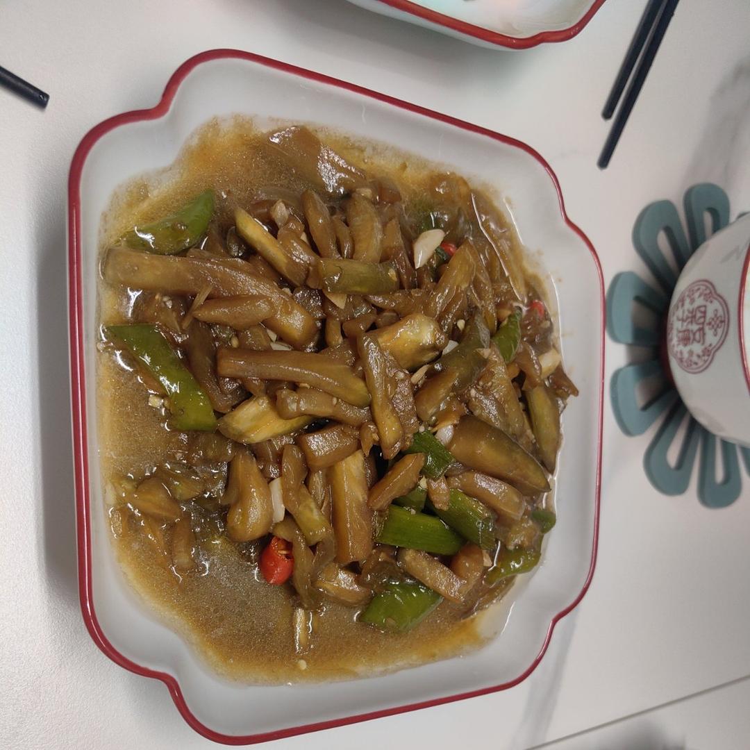 保你多吃两碗饭的
“肉沫茄条”