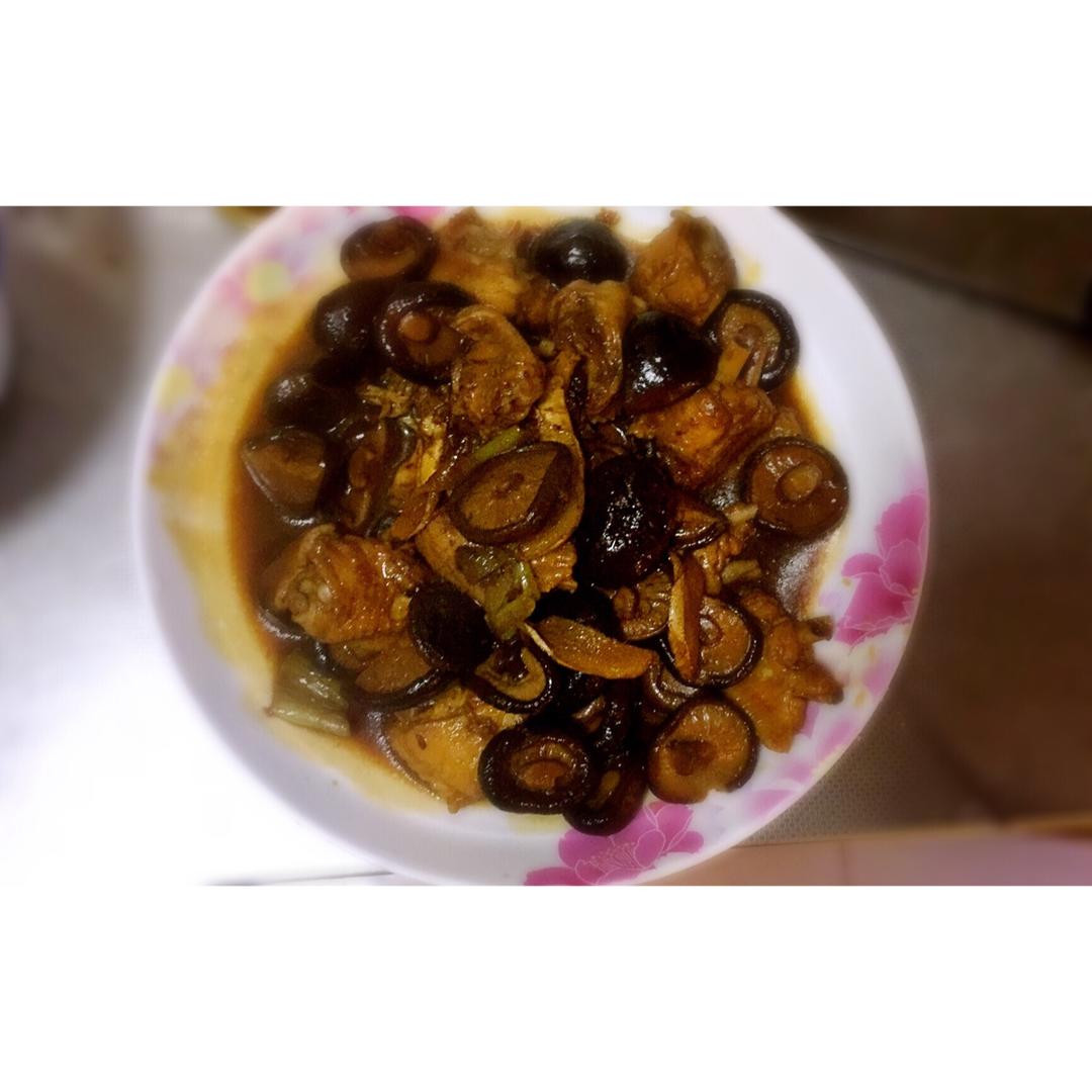 香菇鸡翅