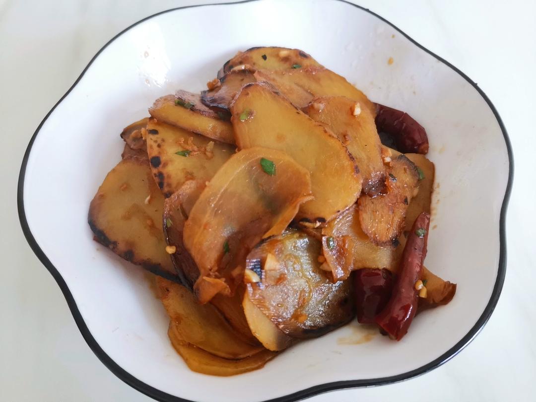 红烧土豆片