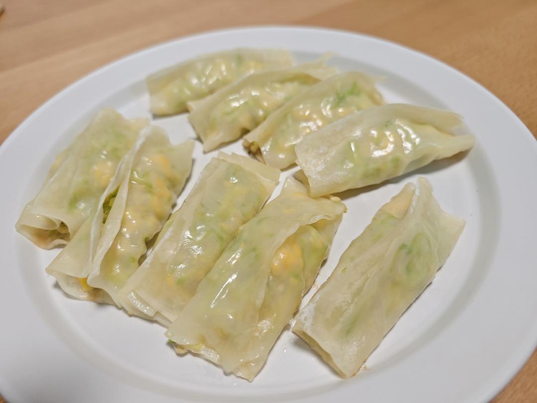 超级好吃的西葫芦鸡蛋素锅贴（馄饨皮版）