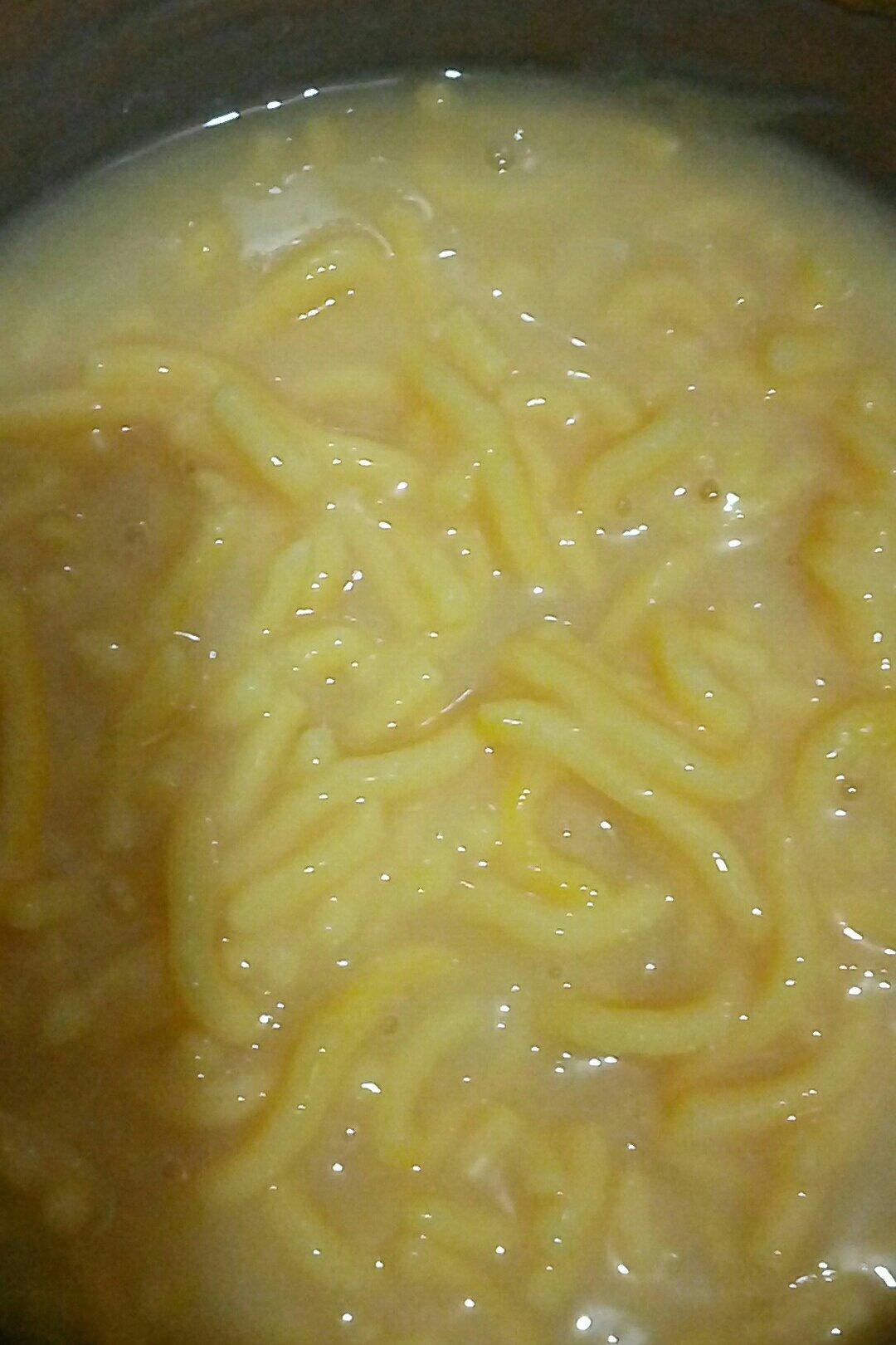 小雨_0kdq做的酸汤子