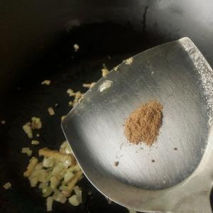低脂轻食：彩椒盐水牛肉粒【厨房小白版】的做法 步骤8
