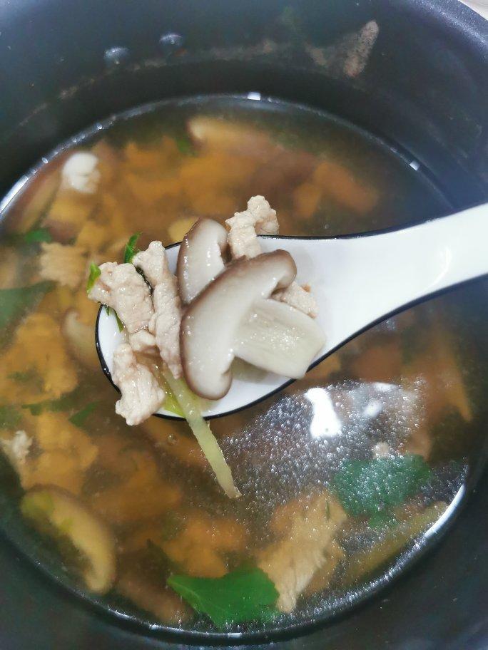 香菇肉丝汤