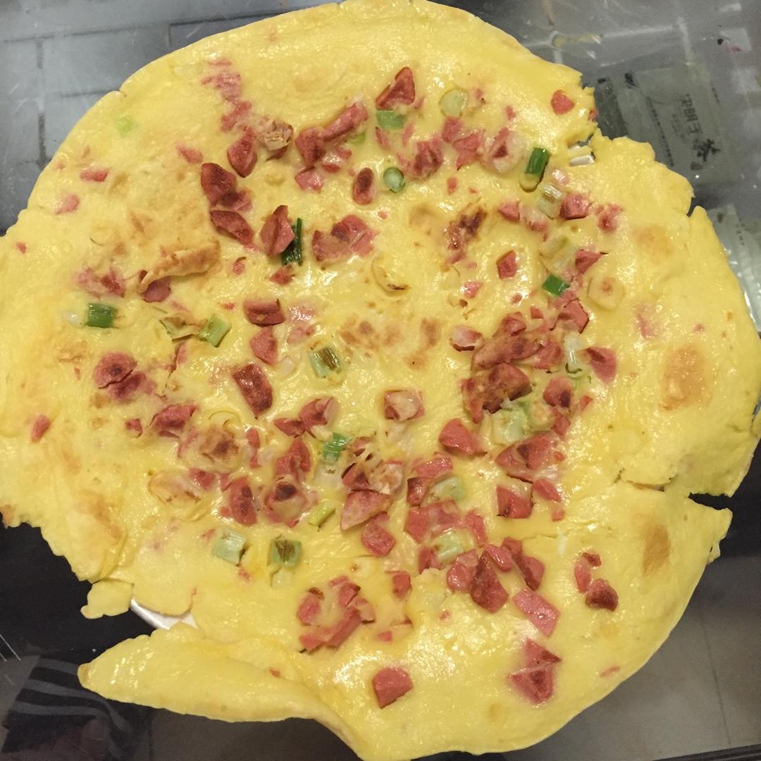 火腿肠葱花鸡蛋饼