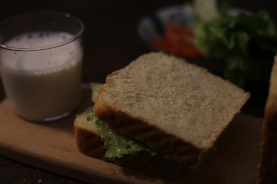 纯奶手撕吐司的做法 步骤1