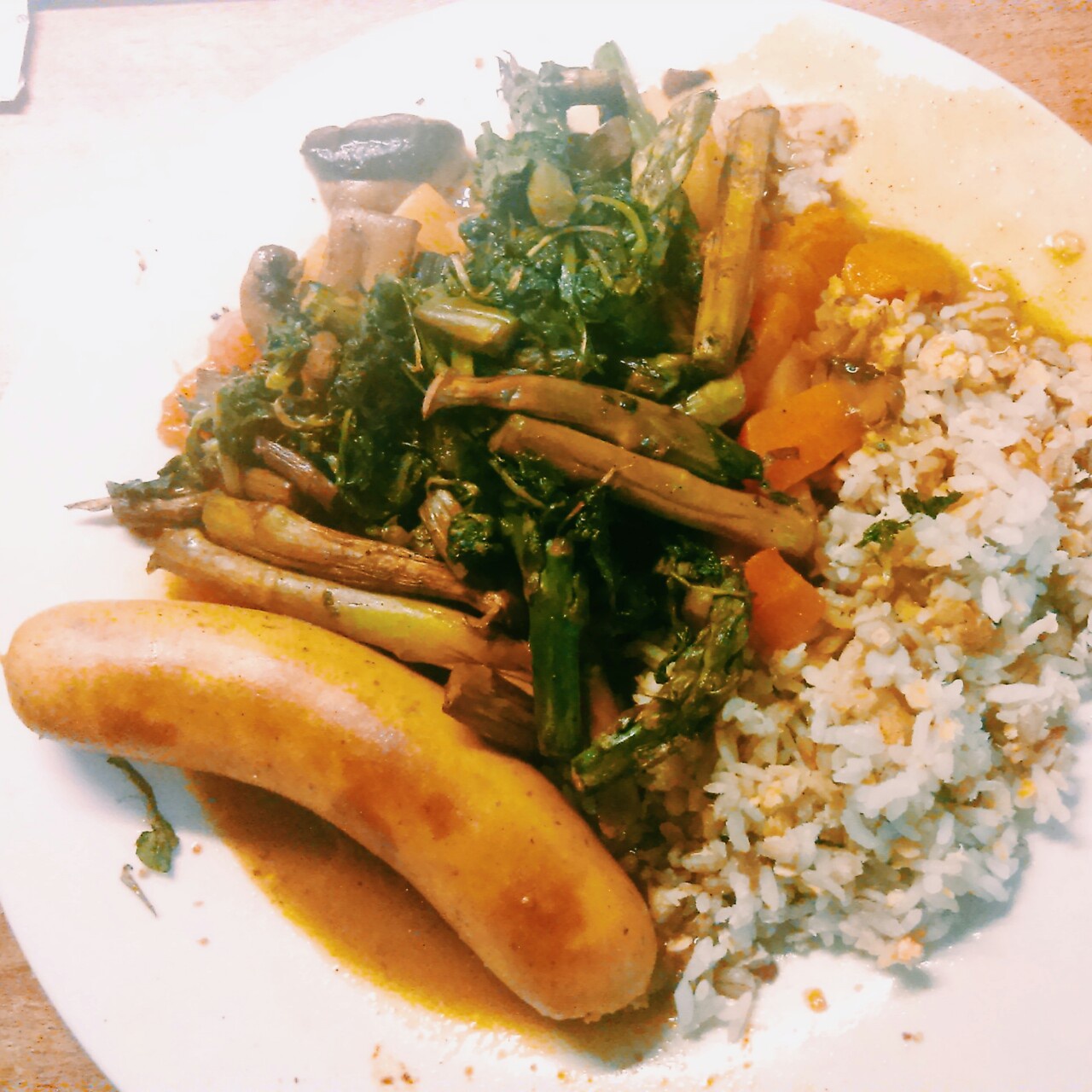 咖哩腸野菜飯 currywurst spinach rice
