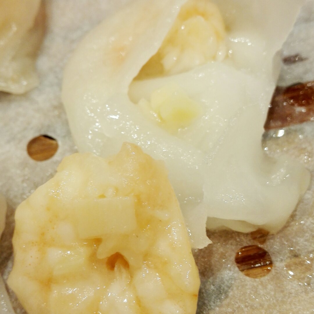 弯梳虾饺