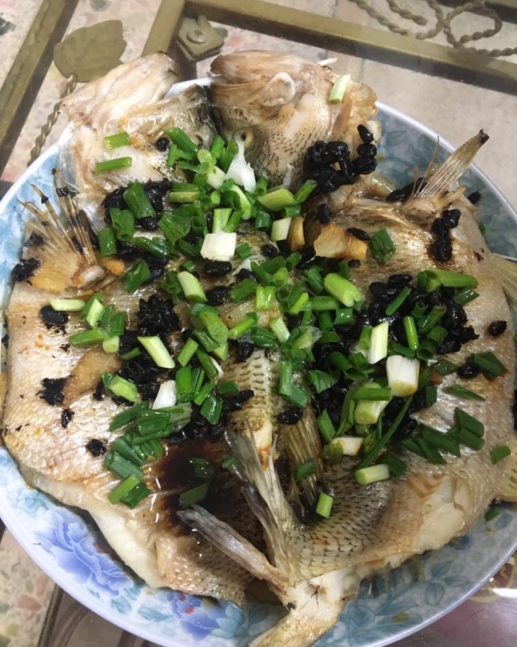 豆豉蒸鲈鱼