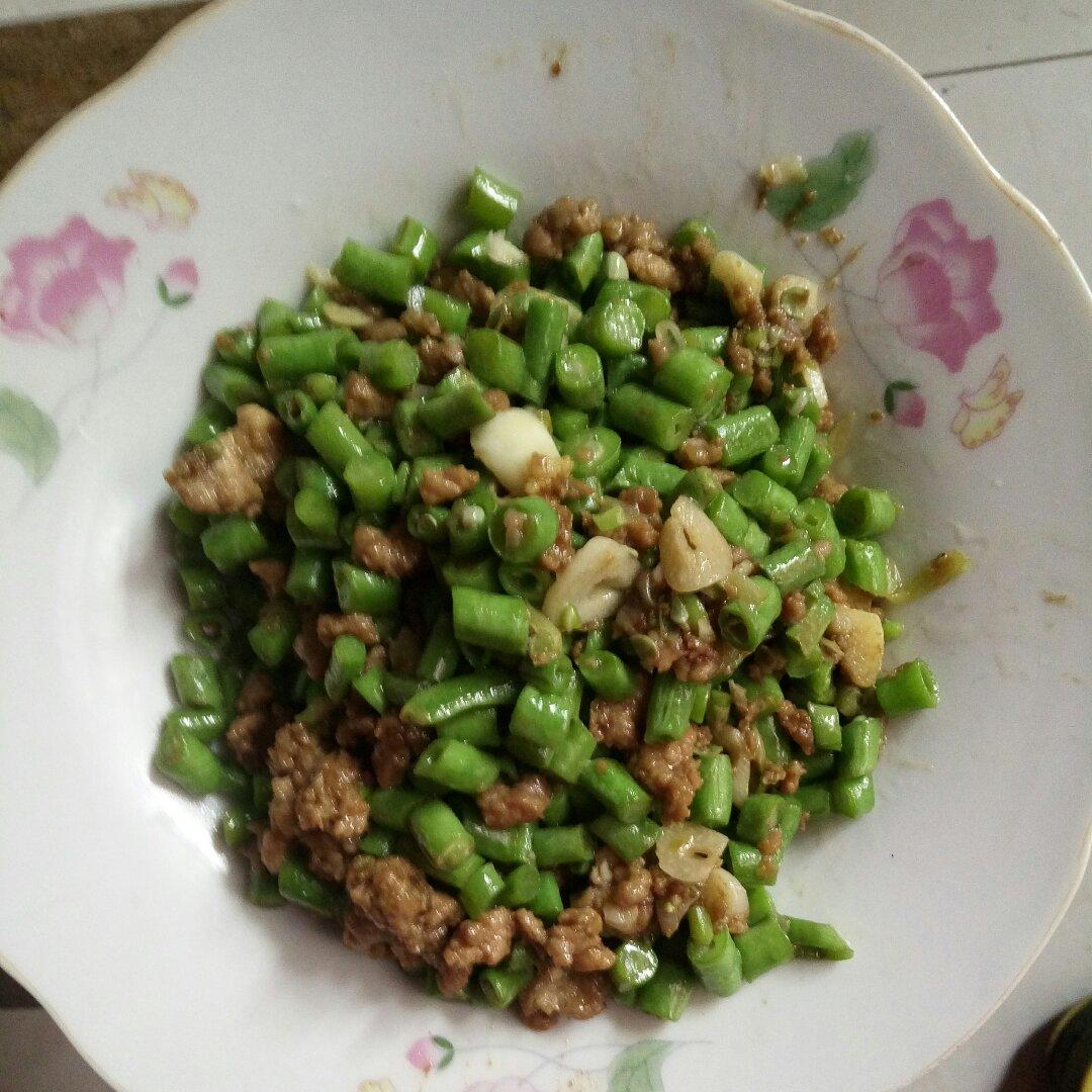 肉沫豆角下饭菜