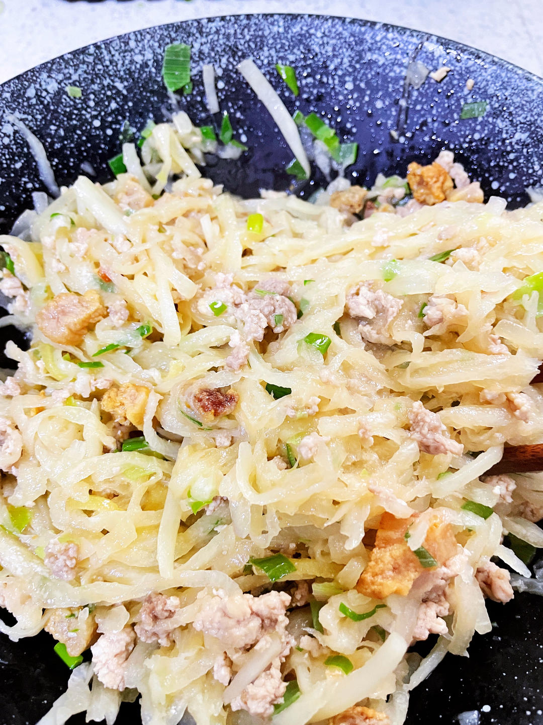 萝卜丝鲜肉包