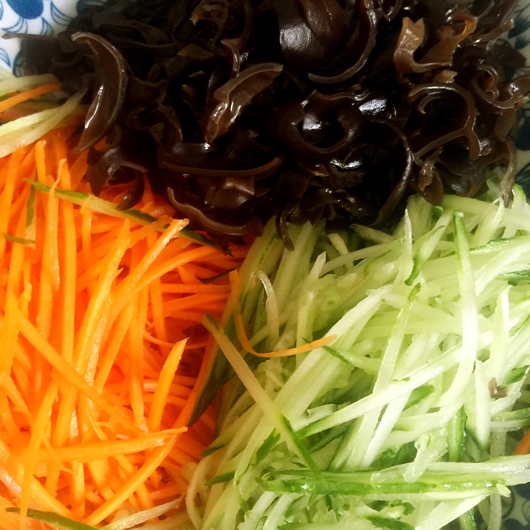 减脂健身｜凉拌手撕鸡丝（香辣&麻油版）