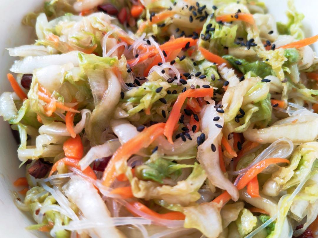 白菜芯拌粉丝～爽口凉菜