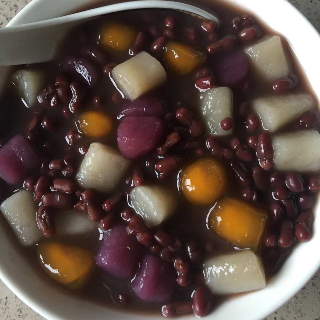 春晓t98d做的芋圆红豆奶茶