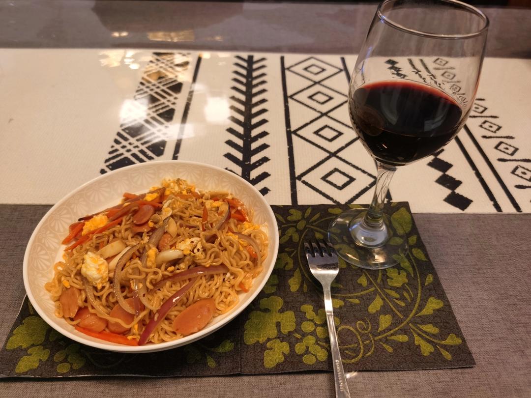 秒杀路边摊的炒方便面