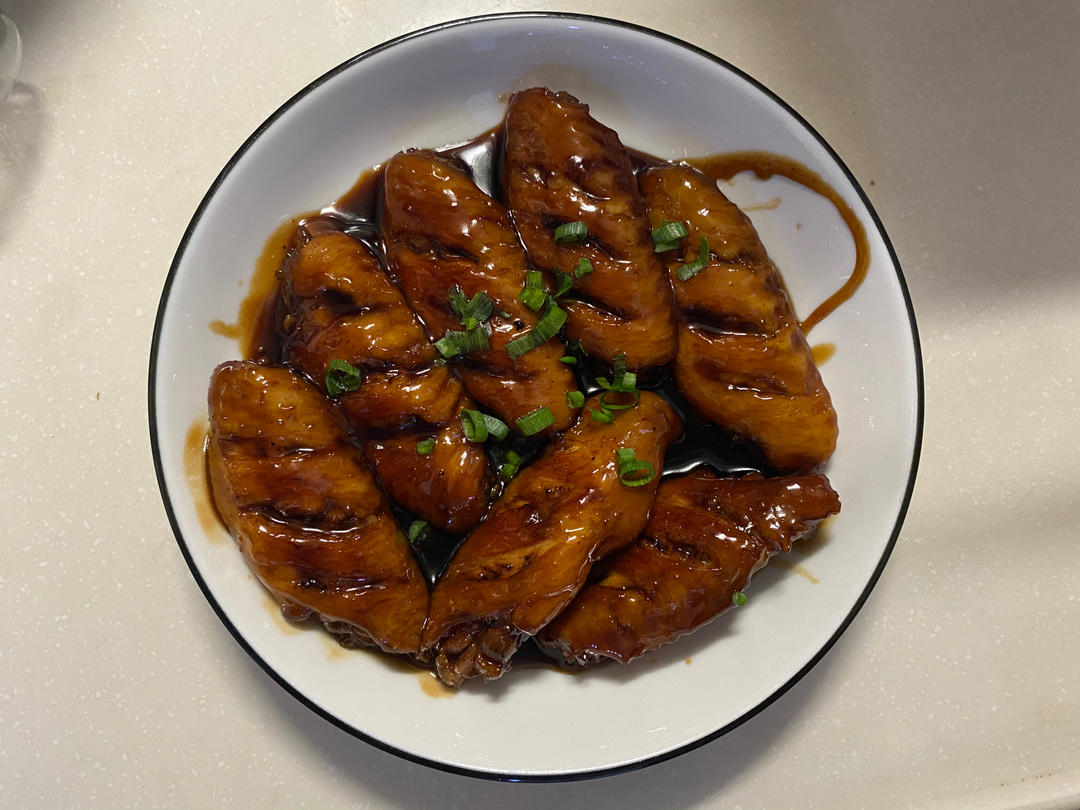 厨师长教你：“可乐鸡翅”的家常做法，味道鲜嫩可口，先收藏起来