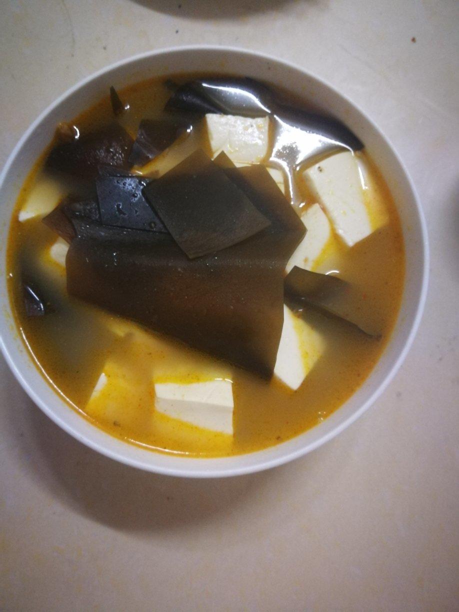 海带豆腐汤