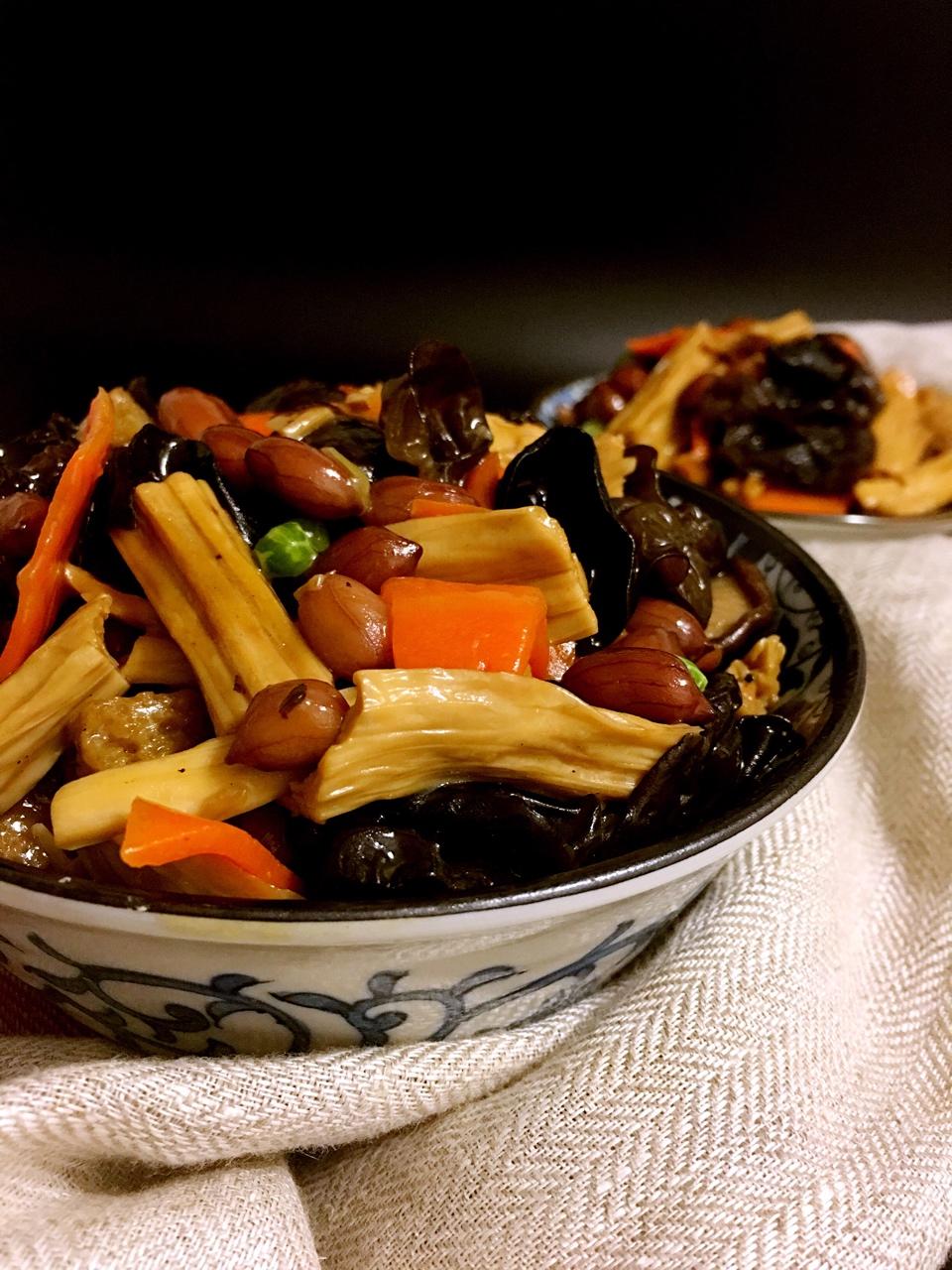 施施施小胖做的素什锦