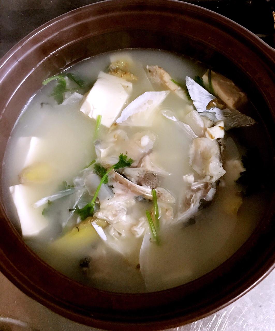 鱼头豆腐汤