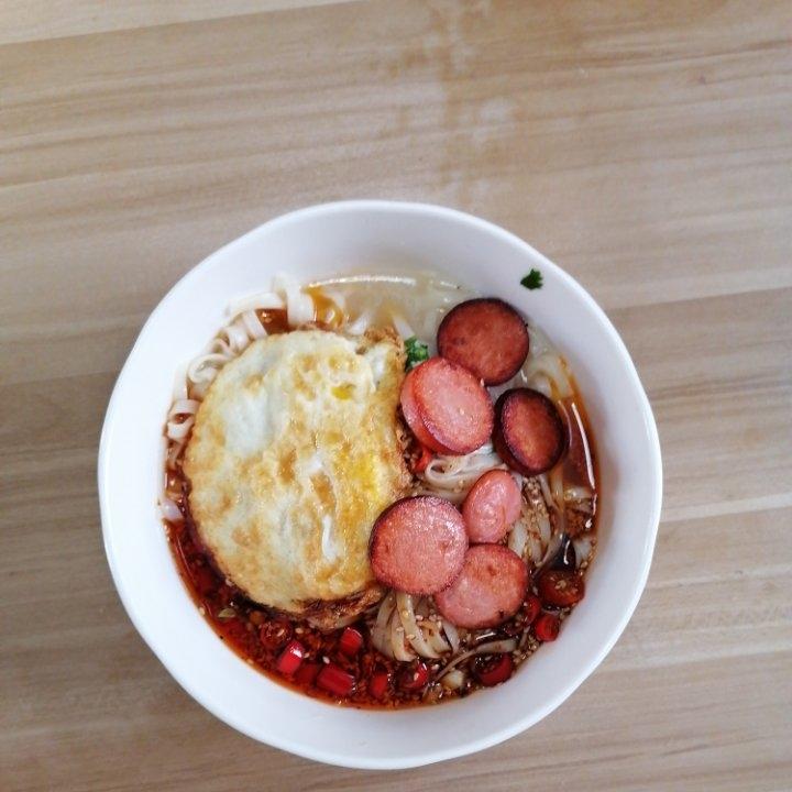 酸辣开胃｜酸汤面