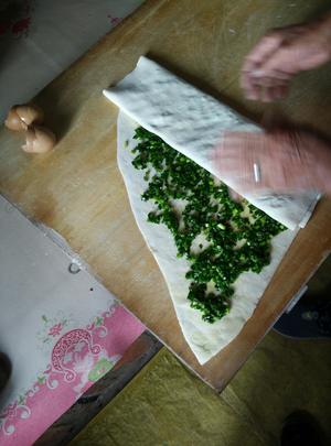 蒸韭菜饼子的做法 步骤4
