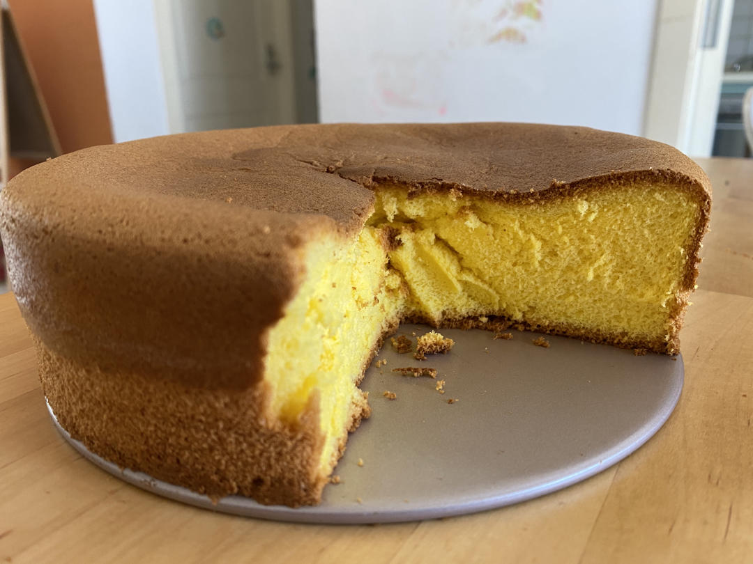 不凹底不塌陷的完美戚风蛋糕