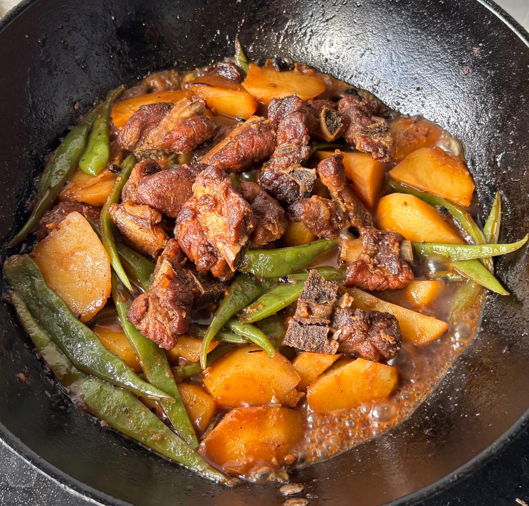 硬菜代表--排骨炖豆角土豆（豆角焖面胚子）
