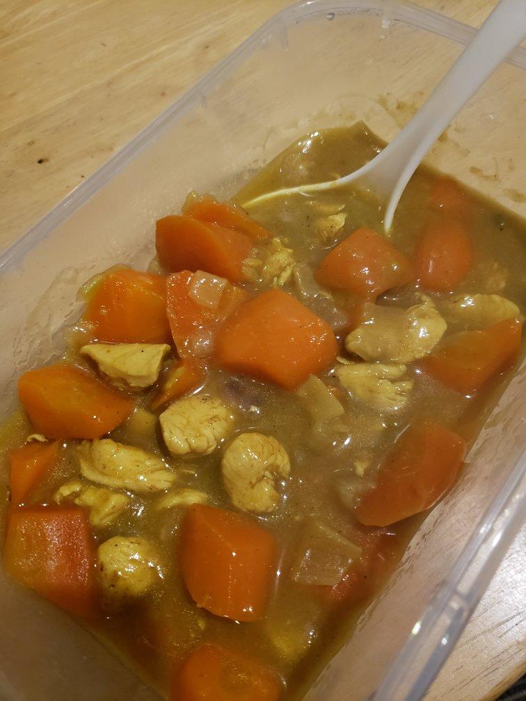 咖喱鸡肉饭