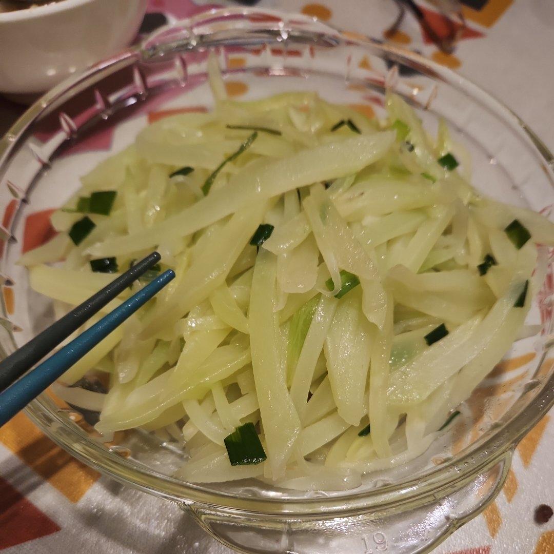 清炒莴笋丝