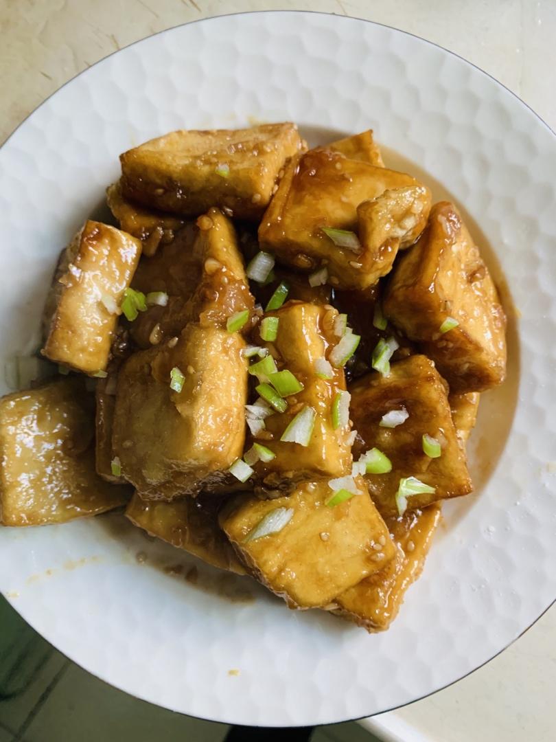 完胜路边摊：香煎孜然豆腐