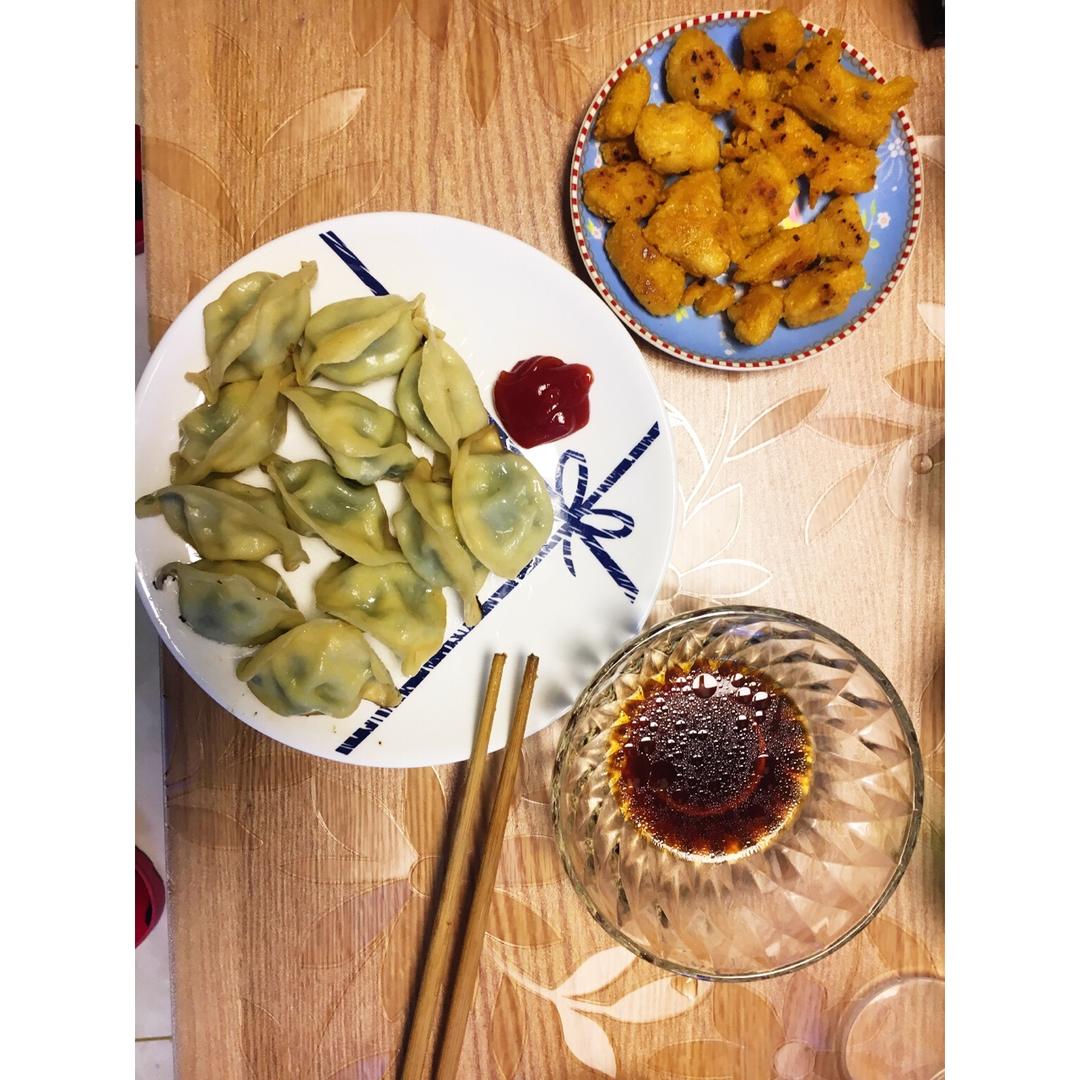 速冻水饺吃腻了吗~变锅贴吧(๑´ڡ`๑)
