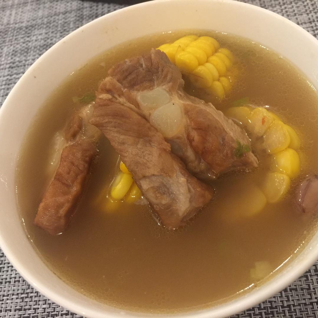 玉米排骨汤