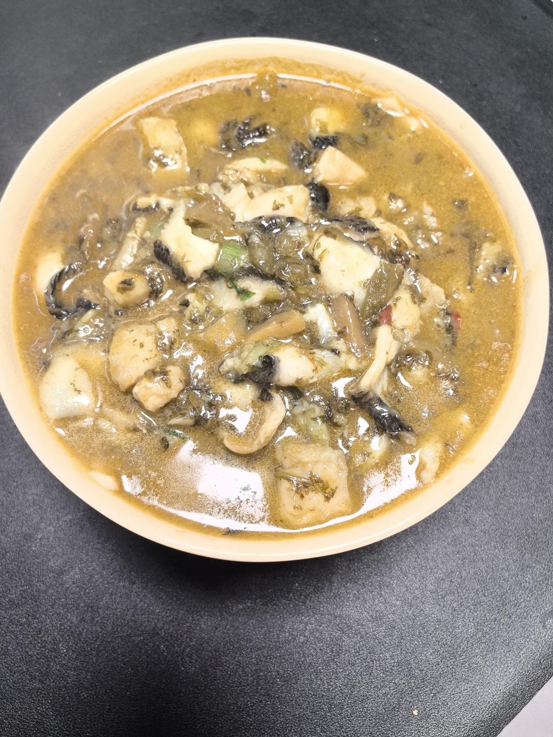 家庭版酸菜鱼（巴沙鱼片）+++各种配菜